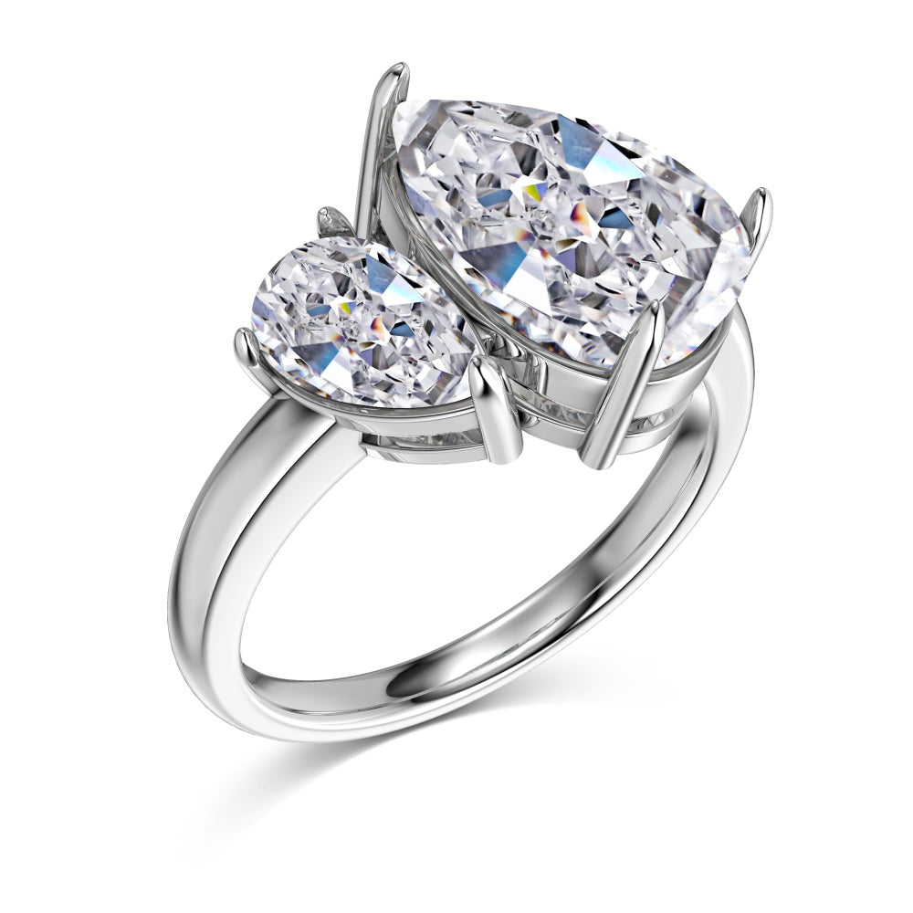 AMORE 4.5 ct. Pear Toi Et Moi Ring