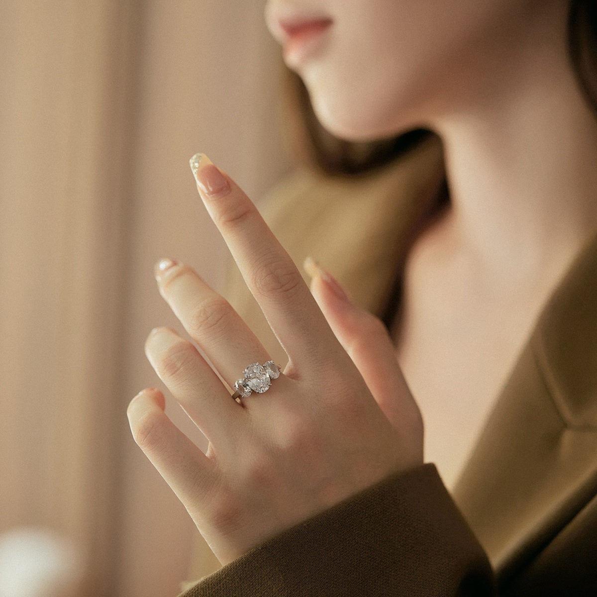 VENICE 3.5 ct. 3 Stone Trinity Oval Ring