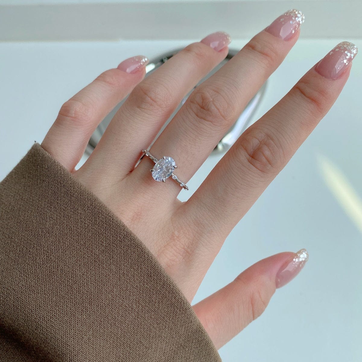 GRACE 2 ct. Oval Shaped Station Diamond Ring