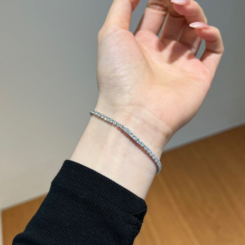 AMY 4 ct. Classic Round Invisible Tennis Bracelet