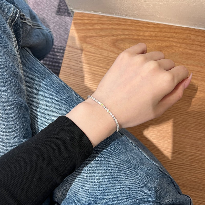 AMY 4 ct. Classic Round Invisible Tennis Bracelet