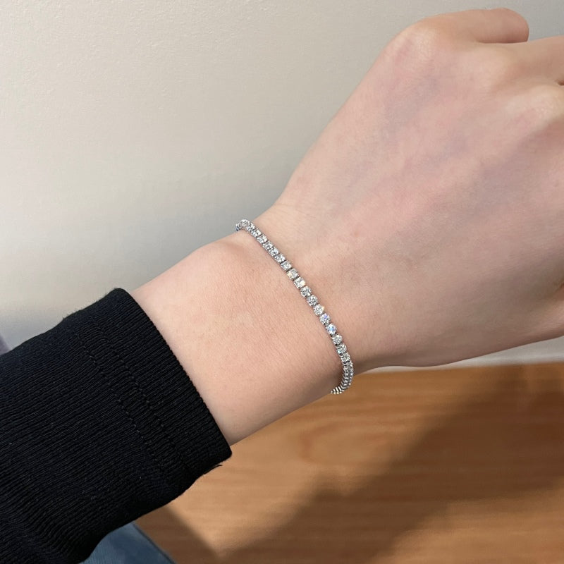 AMY 4 ct. Classic Round Invisible Tennis Bracelet