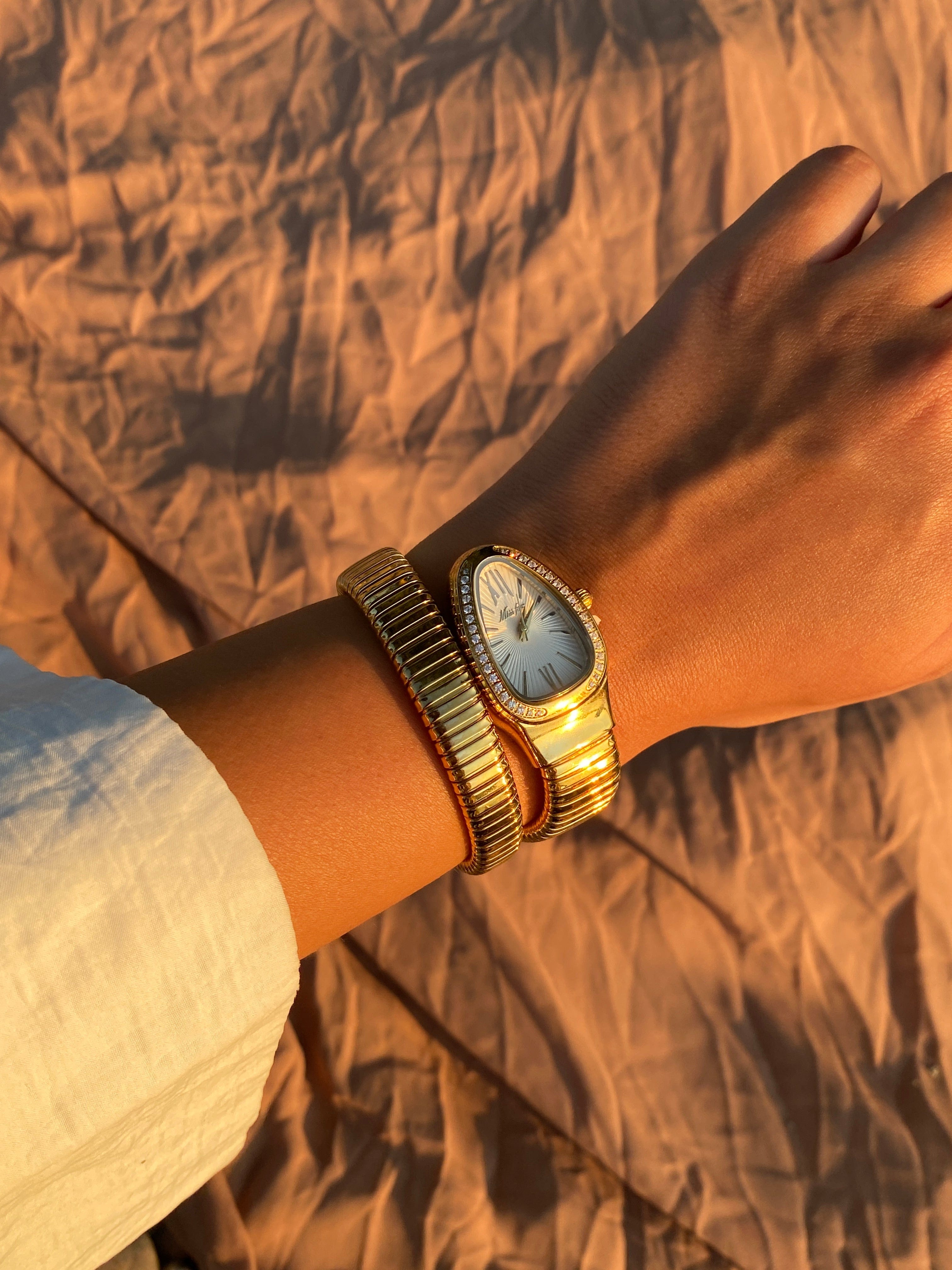 SERPENTI - Pave Diamond Snake Watch