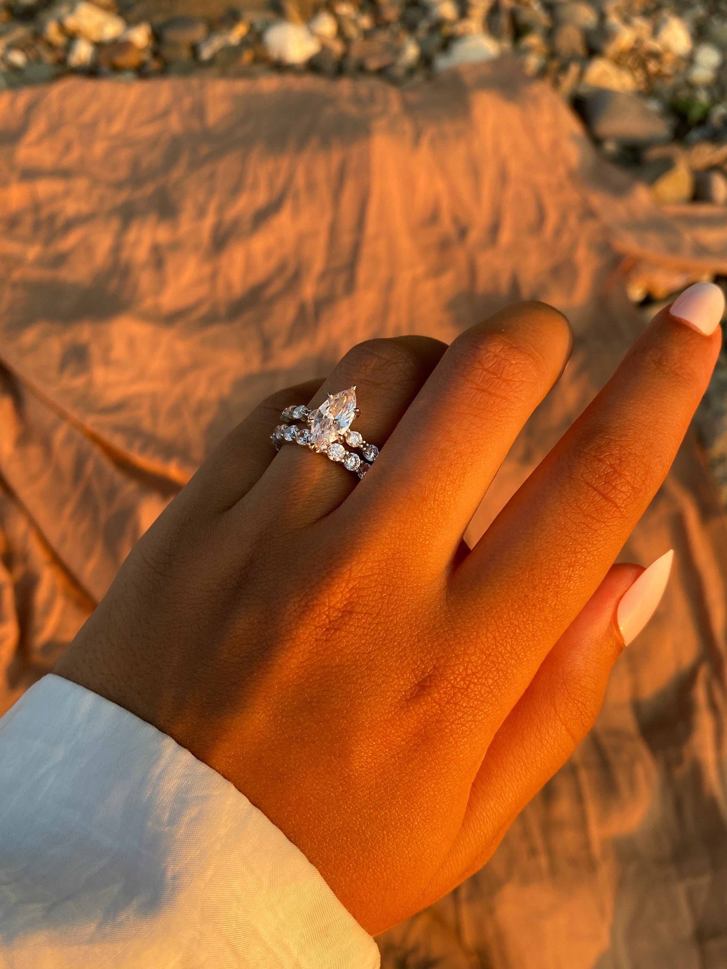 COCO - 2 ct. Marquise Bubble Band Ring