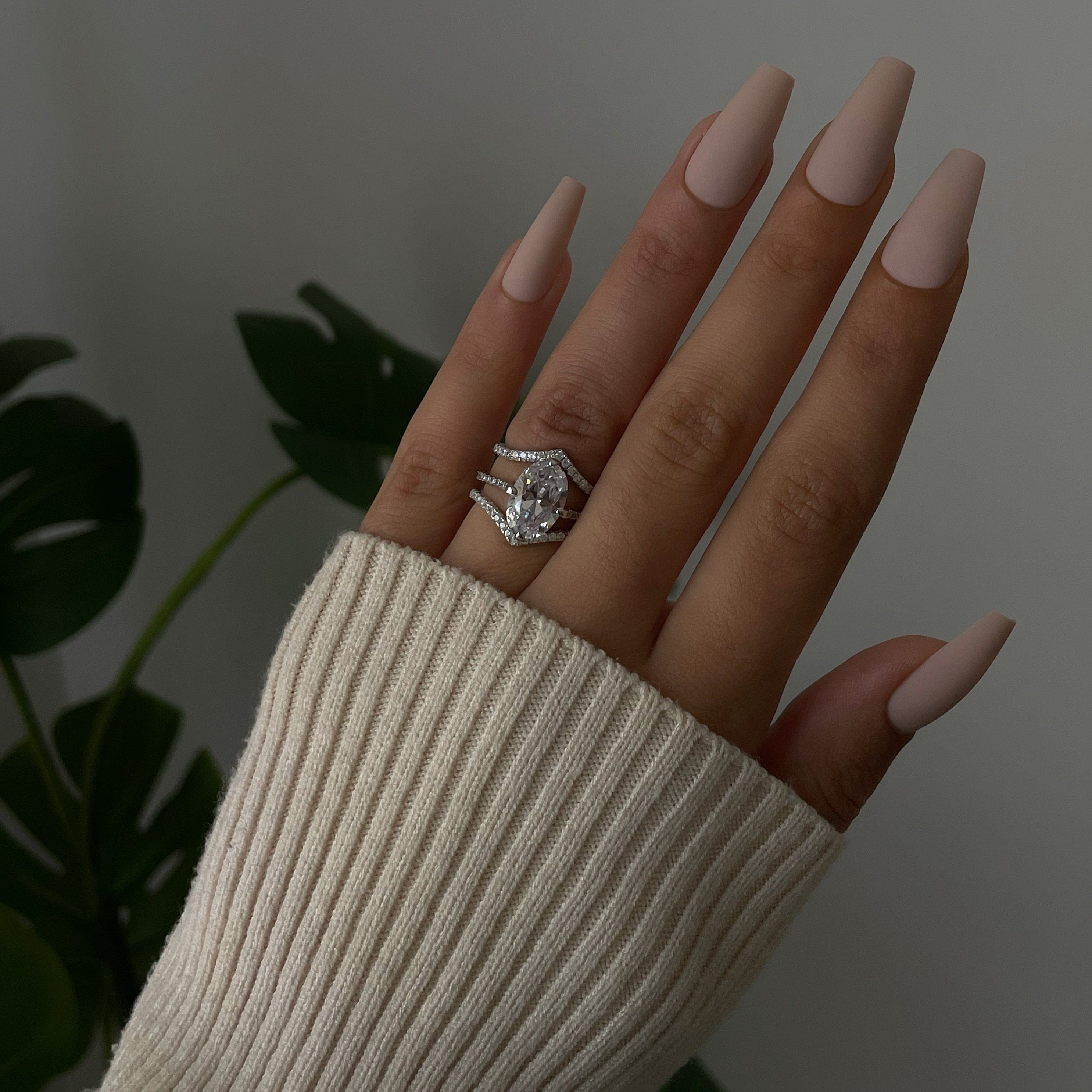 PARIS 3 ct. Oval Pave Ring