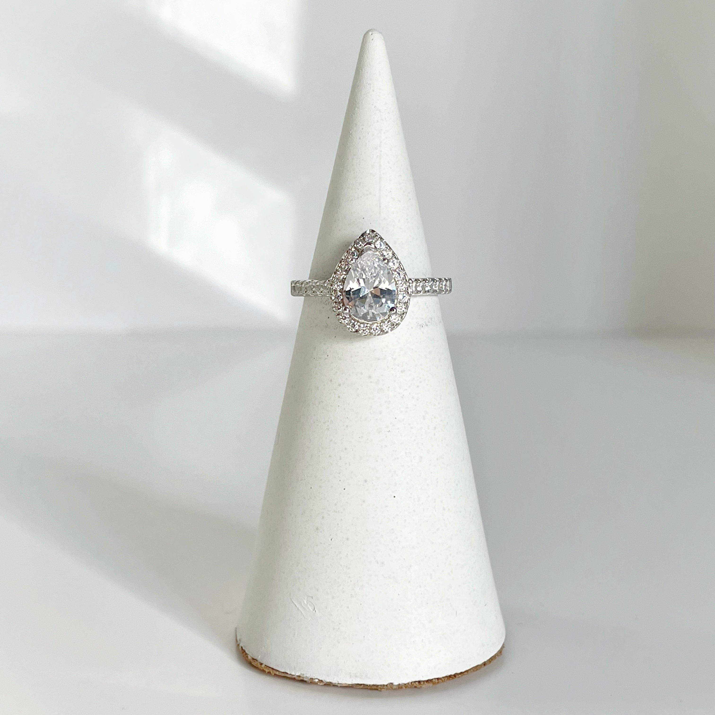 NALA 2.5 ct. Pear Pave Ring