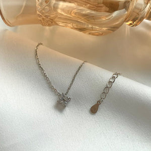0.5 ct - Clover Diamond Necklace