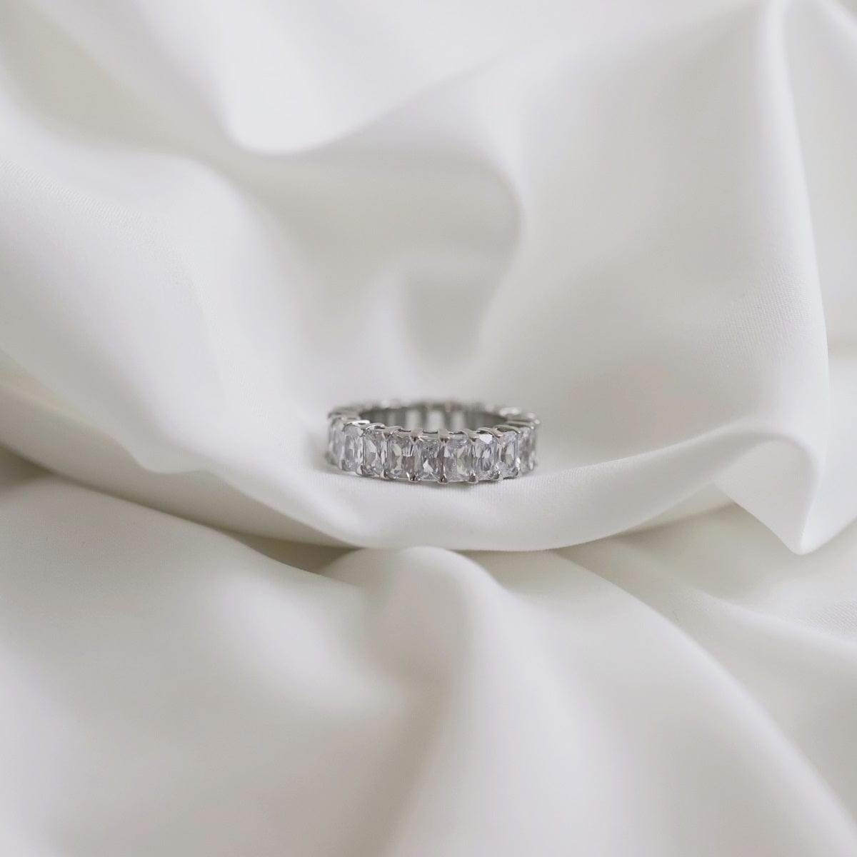SANTORINI 9 ct. Radiant Eternity Silver Ring