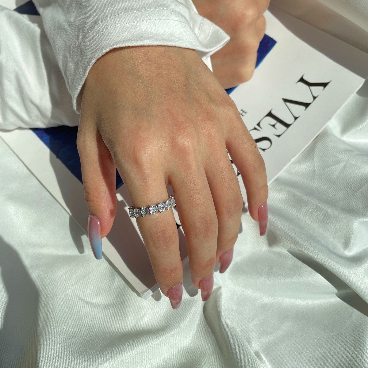 ETERNITY 1 ct. Heart Eternity Band Ring