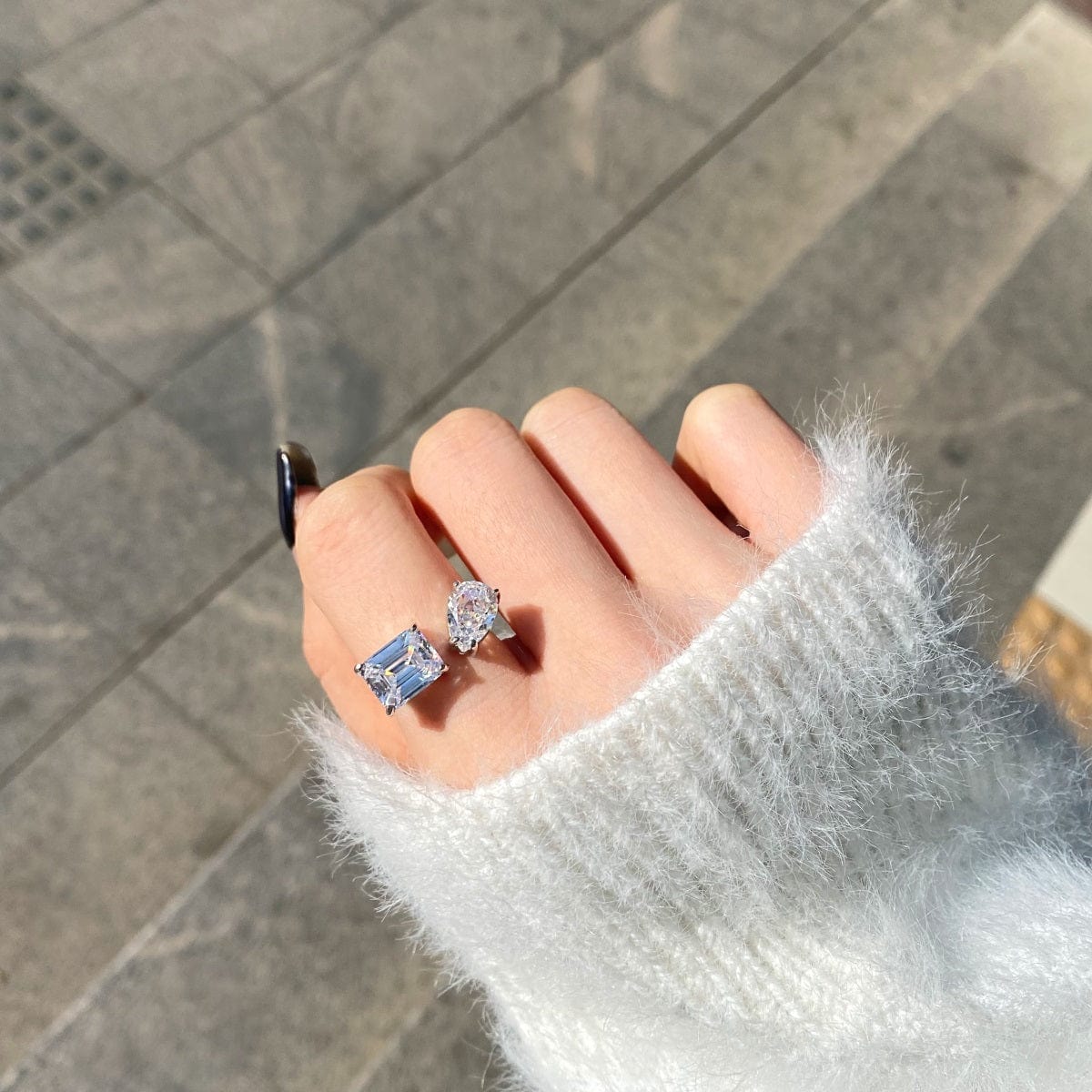 KYLIE 4 ct. Toi Et Moi Adjustable Ring