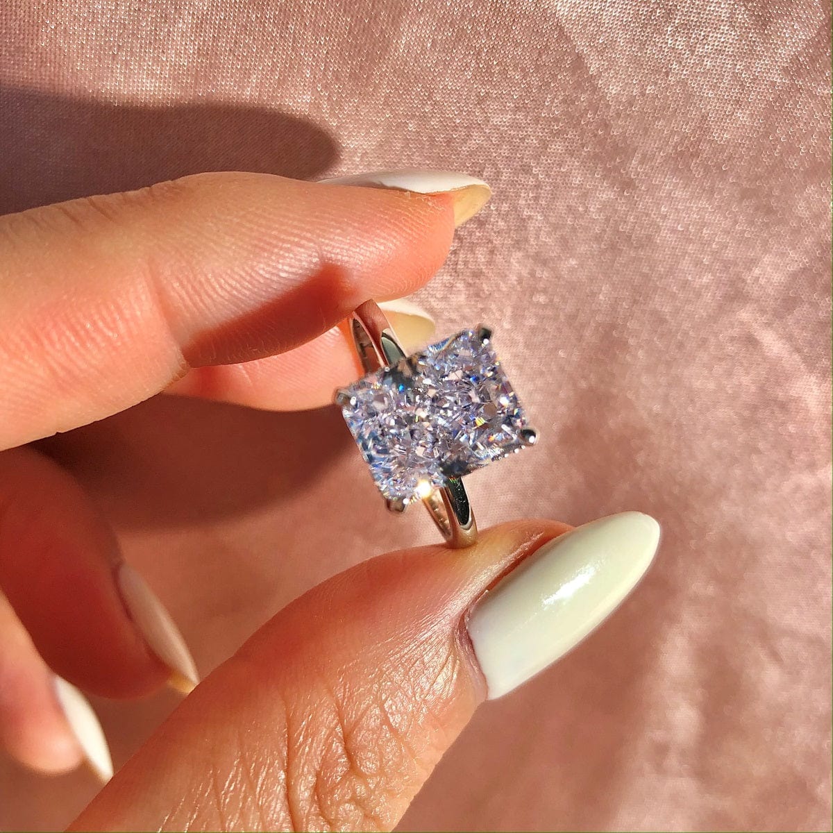 Aura princess-cut diamond ring